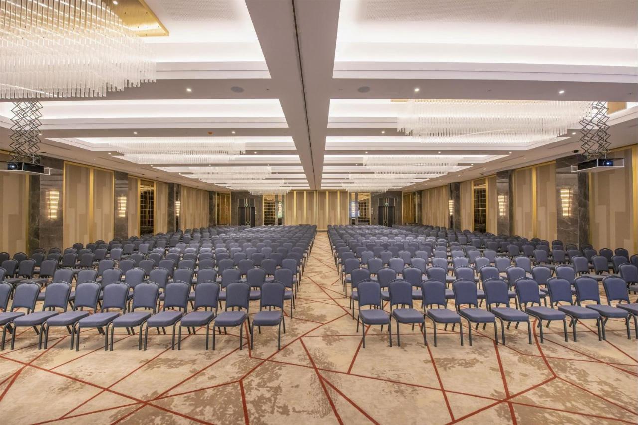 Отель Crowne Plaza Ankara By Ihg Экстерьер фото