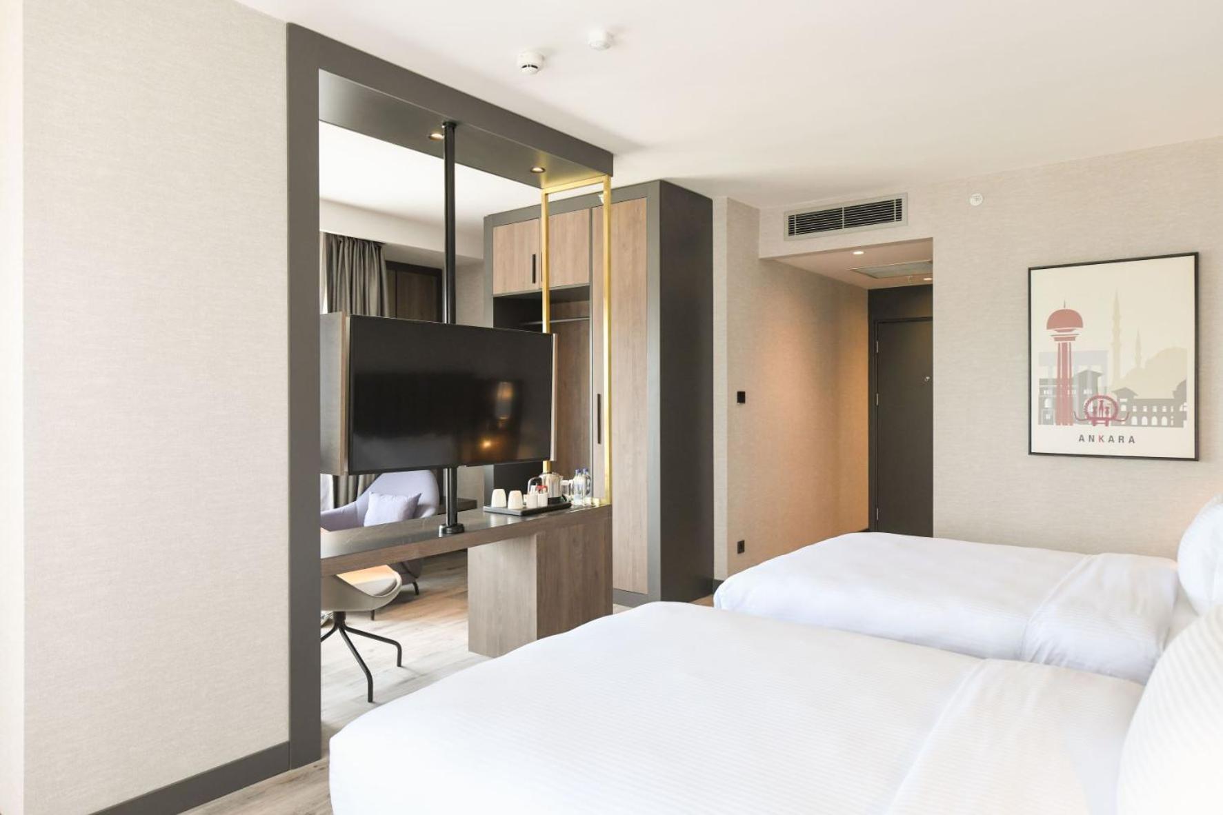 Отель Crowne Plaza Ankara By Ihg Экстерьер фото